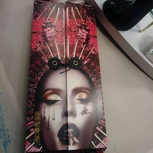 Authentic Pat McGrath Mothership V palette